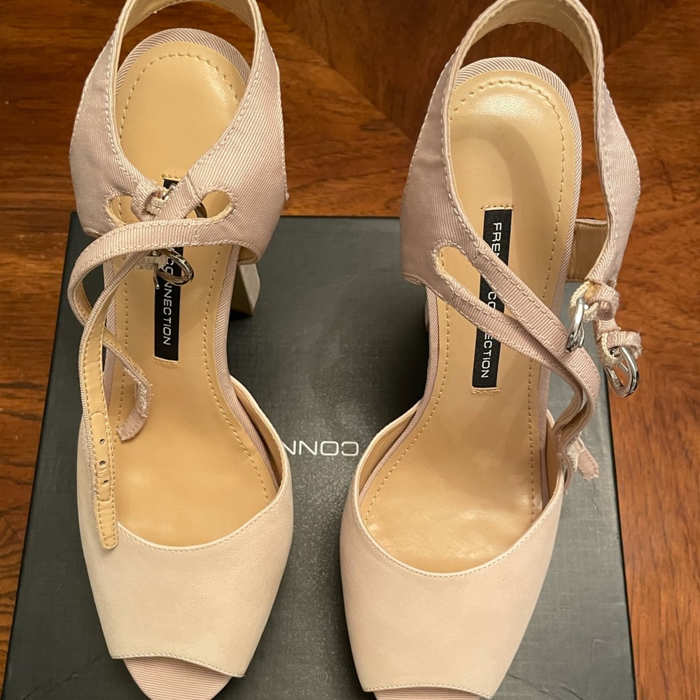 French Connection Nude Platform , size 10B with dust storage bag